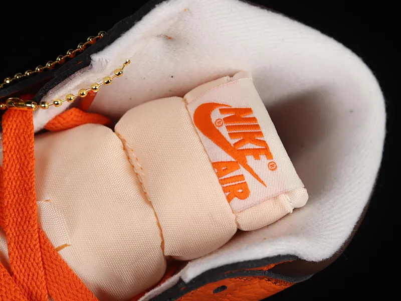 All categories Air Jordan Jordan series basketball shoes Air Jordan 1 High Air Jordan 1 High OG "Starfish" AJ1 Joe 1 Hermes Orange high-top basketball shoes DO9369-101
